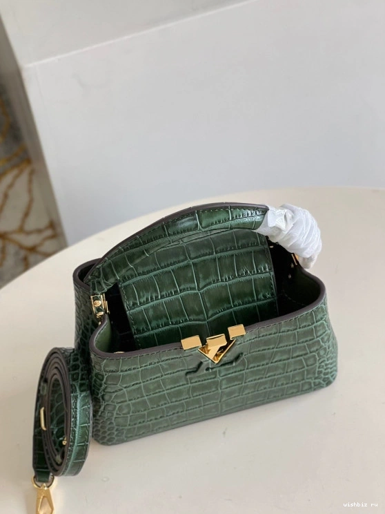 WIS CAPUCINES MINI VUITTON LOUIS 1205